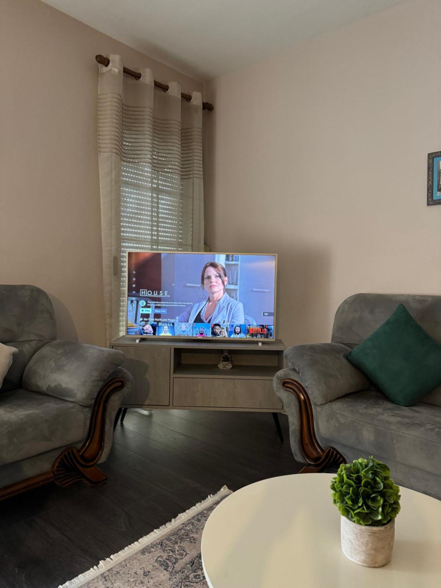 Pedestrian Street Center Apartment Shkodër Dış mekan fotoğraf